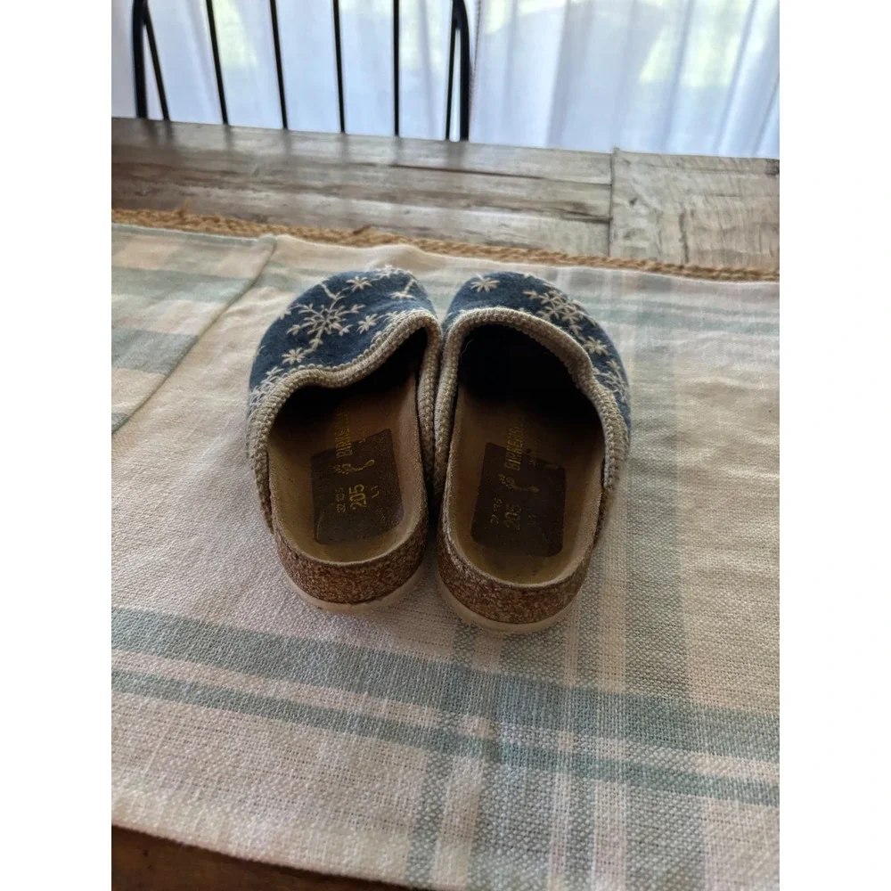 Birkenstock Kids Blue Wool Snowflake Embroidered Clogs Size 32 EU 1 US